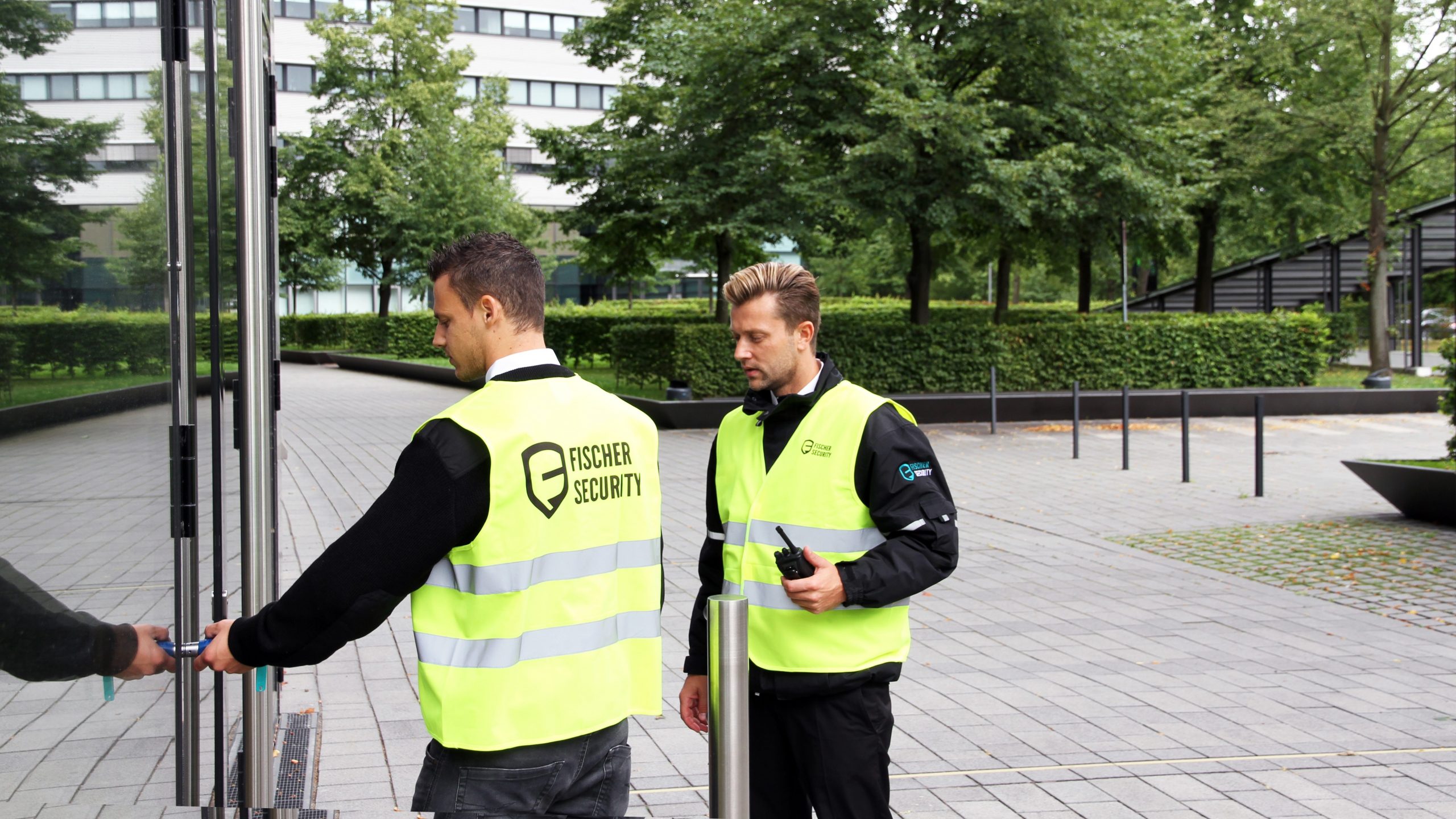 Fischer Security & Service GmbH Ihr Sicherheitsdienstleister an Rhein